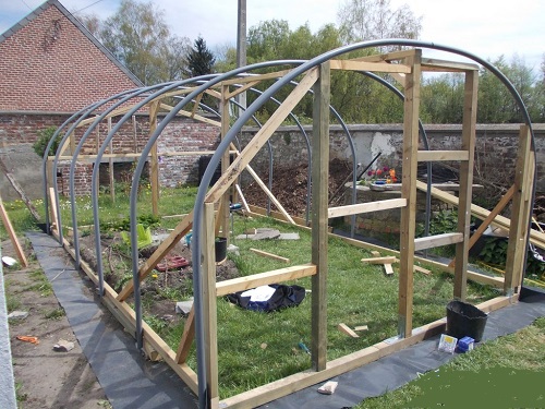 Comment fabriquer une serre de jardin avec des tuyaux en PVC