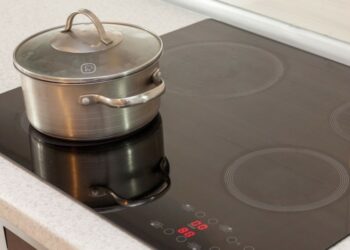 Comment faire cuire un tajine sur une plaque induction ?