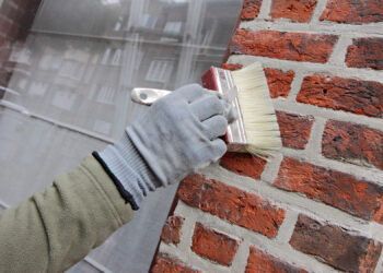 Comment faire de la peinture rouge brique ?