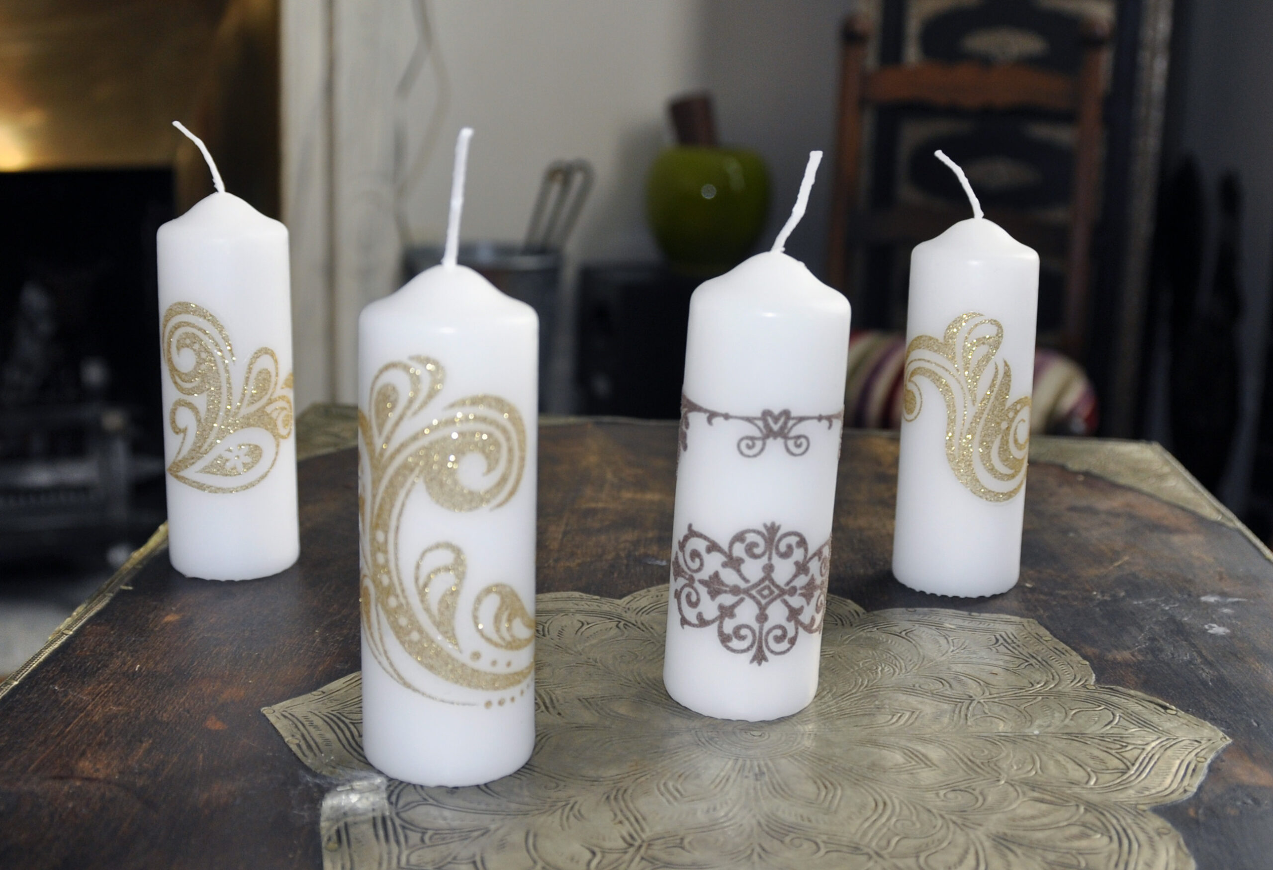 Comment faire des dessins sur une bougie