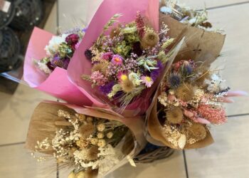 Comment faire des fleurs séchées au four ?