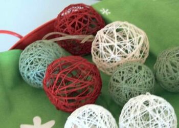 Comment faire des petites boules en laine ?