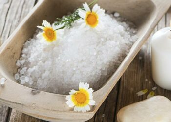 Comment faire le bain de purification avec le sel ?