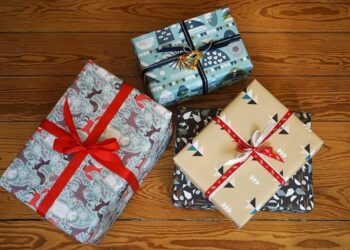 Comment faire pour créer son propre papier cadeau ?