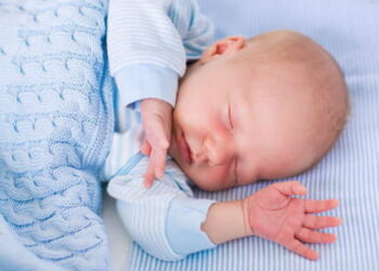 Comment faire pour que bébé n'est pas la tête plate ?