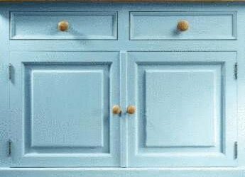 Comment faire revenir un meuble laqué blanc jauni ?