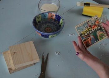 Comment faire tenir du verre sur du bois ?