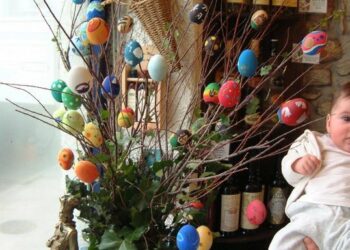 Comment faire tenir un arbre de Pâques ?