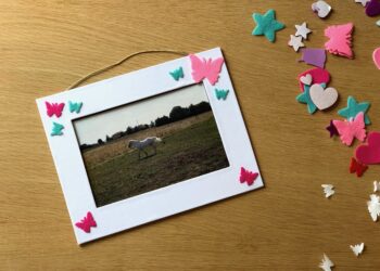 Comment faire un cadre photo papier ?