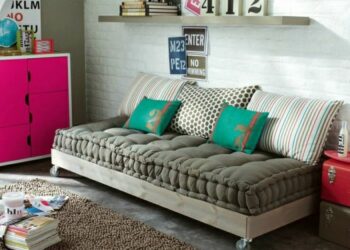 Comment faire un canapé avec un matelas ?