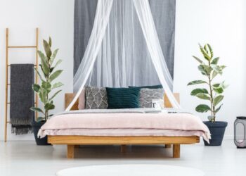 Comment faire un ciel de lit adulte ?