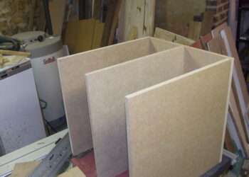 Comment faire un meuble informatique ?