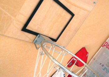 Comment faire un panier de basket pour sa chambre ?