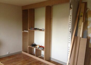 Comment faire un placard dans un renfoncement ?