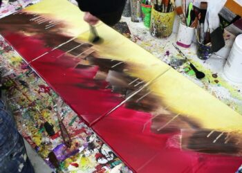 Comment faire un triptyque en peinture ?