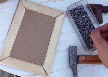 Comment faire une attache de cadre ?