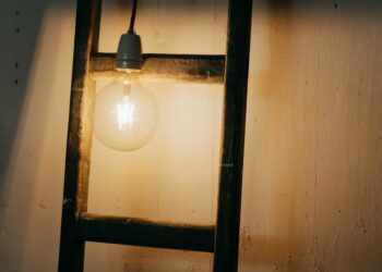 Comment faire une échelle décorative ?