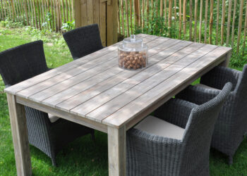 Comment faire une table de jardin en carrelage ?