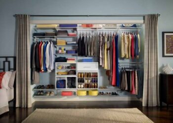 Comment fermer une penderie sans porte ?