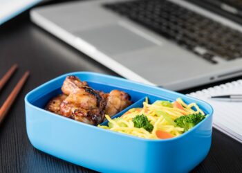 Comment garder un plat chaud à emporter ?