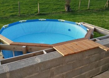 Comment habiller autour d'une piscine ?