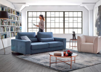 Comment habiller le dos d'un canapé ?