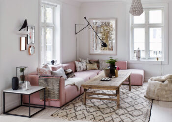 Comment habiller un mur blanc salle à manger ?