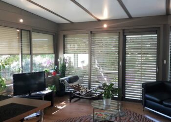 Comment habiller une grande baie vitrée ?