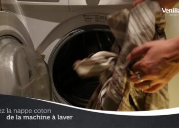 Comment laver une nappe plastifiée ?