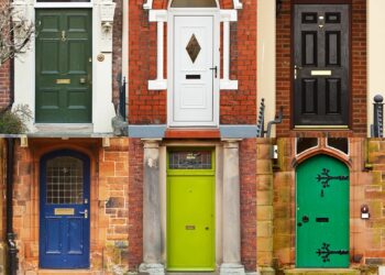 Comment lessiver des portes peintes ?