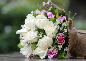 Comment mettre en valeur un bouquet de fleurs séchées ?