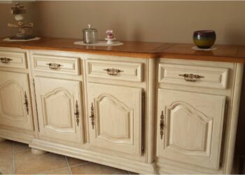 Comment moderniser un meuble en bois ?