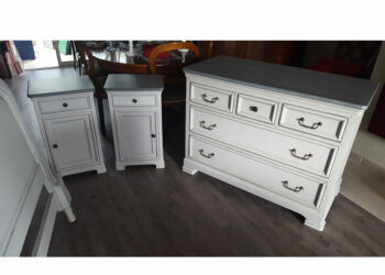 Comment moderniser une chambre en merisier ?