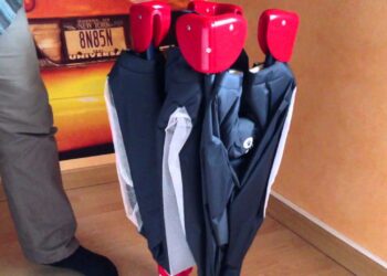 Comment monter un lit parapluie Prémaman ?