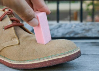 Comment nettoyer le daim ?