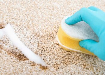 Comment nettoyer un matelas avec du bicarbonate de soude et du vinaigre blanc ?