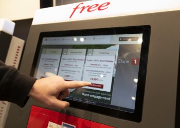 Comment payer à la borne Free ?