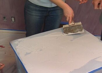 Comment peindre des motifs sur un meuble ?