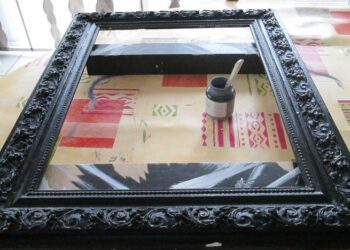 Comment peindre le cadre d'un tableau ?