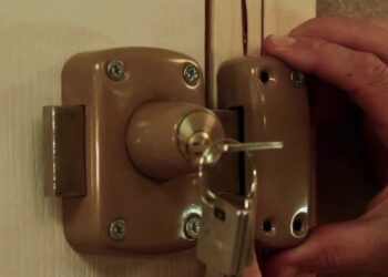 Comment poser un verrou ?