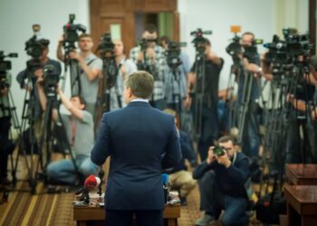 Comment prendre contact avec un journaliste ?