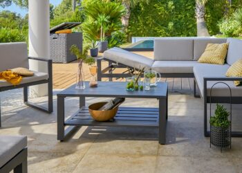 Comment protéger son mobilier de jardin ?