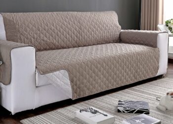 Comment protéger un canapé en tissu ?