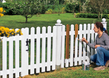 Comment protéger une porte en bois extérieur ?
