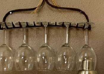 Comment ranger des verres dans une vitrine ?