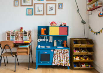 Comment ranger les jouets dans le salon ?