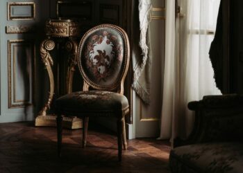Comment reconnaître une vraie chaise Louis XVI ?