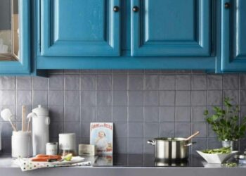 Comment recouvrir des portes de placard de cuisine ?