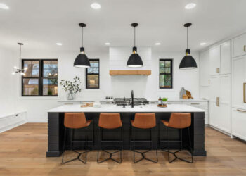 Comment régler hauteur suspension luminaire ?