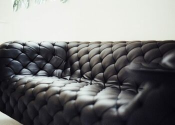 Comment rembourrer un canapé en cuir ?